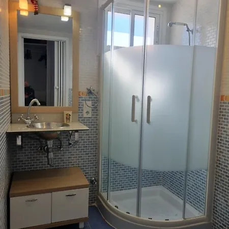 Daire Apartamento En El Centro, 3 Personas Con Vistas *